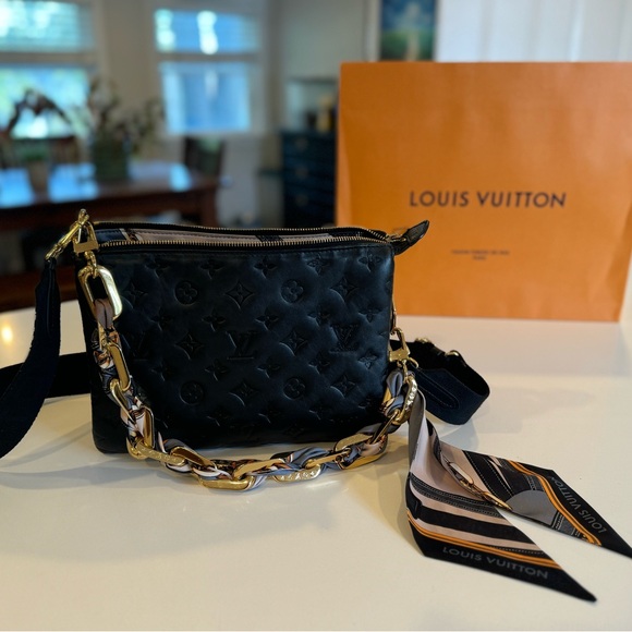 Louis Vuitton limited edition lambskin Coussin PM Black w/ twilly scarf chain - Picture 1 of 16